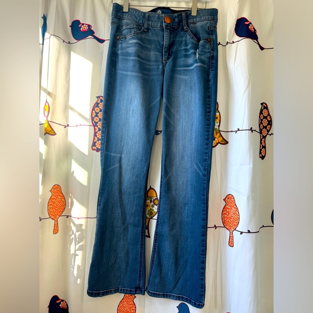 Democracy, “Ab”solution boot cut jeans, distressed light wash, petite 4